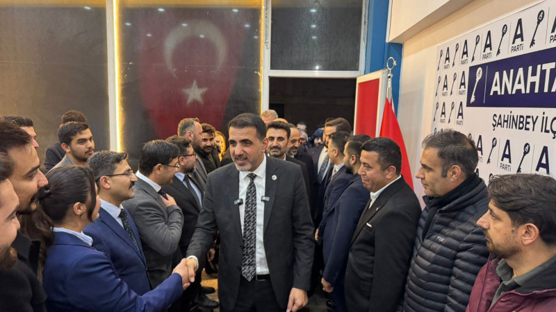 Anahtar Parti Şahinbeyde Fetih Hareketi Başlattı  