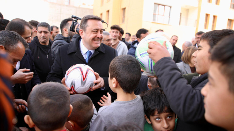 BAŞKAN FEDAİOĞLU’NDAN 23 NİSAN ULUSAL EGEMENLİK VE ÇOCUK BAYRAMI MESAJI